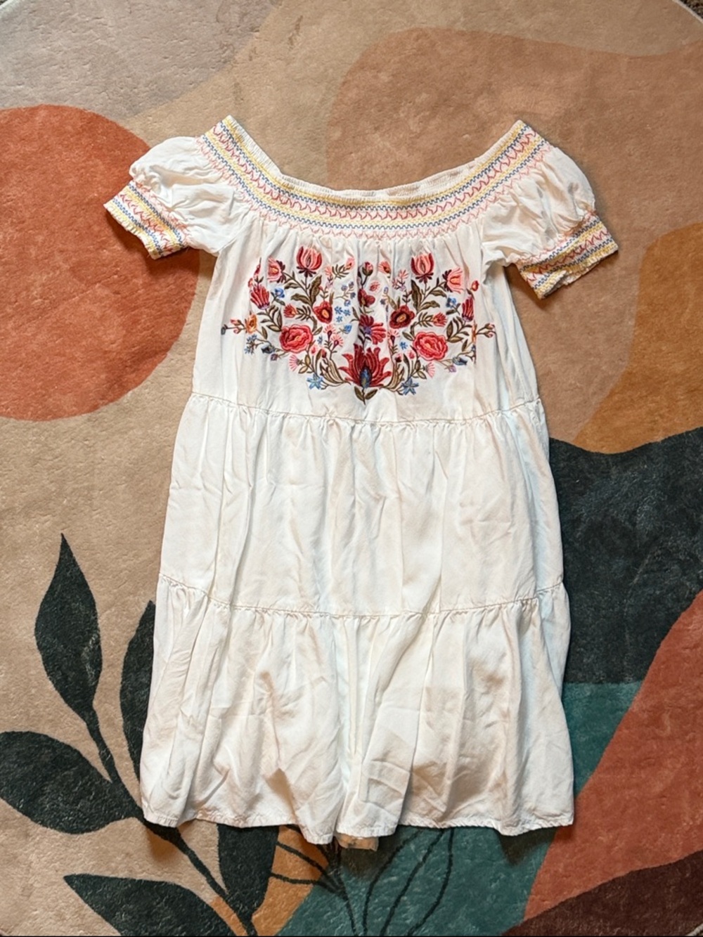 Forever 21 White. Off-Shoulder Midi Dress with intricate Floral Embroidery.